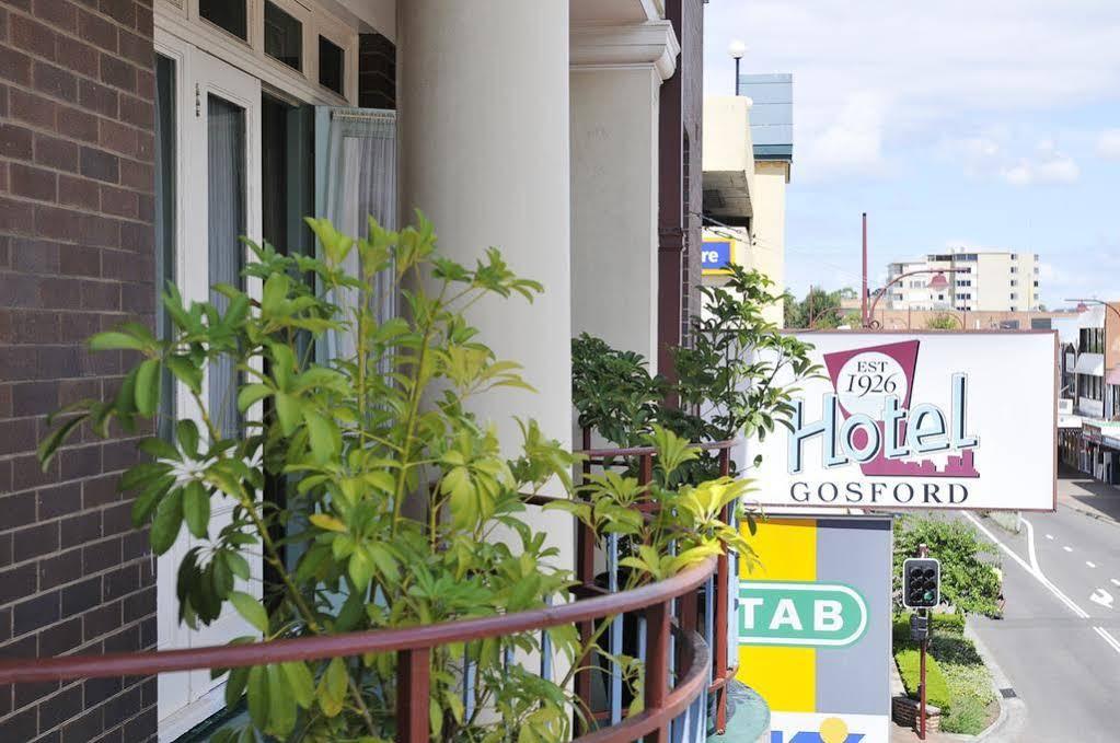 Hotel Gosford Bagian luar foto